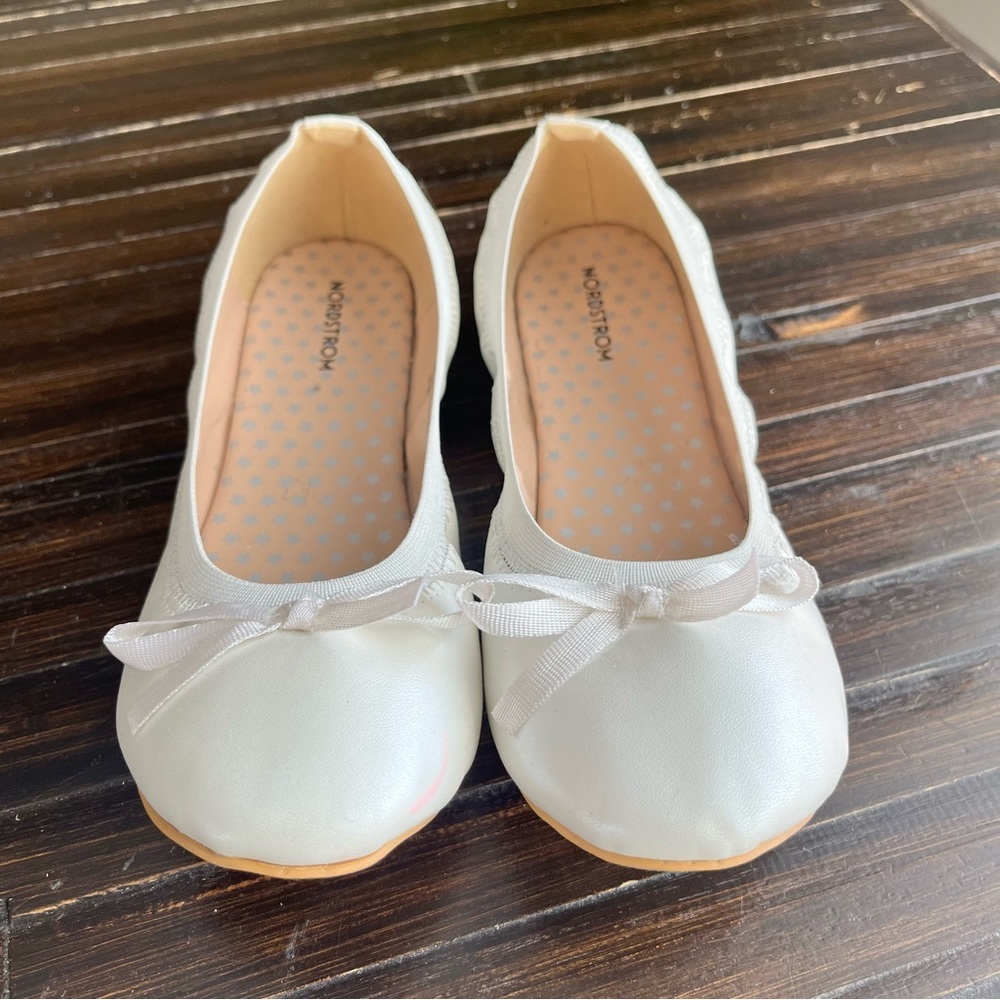 NORDSTROM Kids Elise Ballet Flat In White NEW - Picture 6 of 13